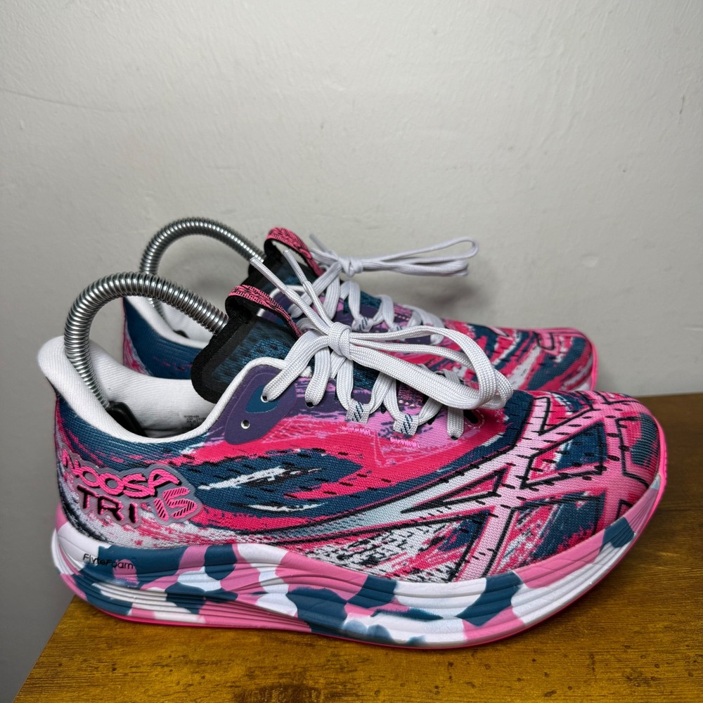 ASICS Noosa Tri 15 Running Shoes Womens Size 7 Pink Blue 1012B429